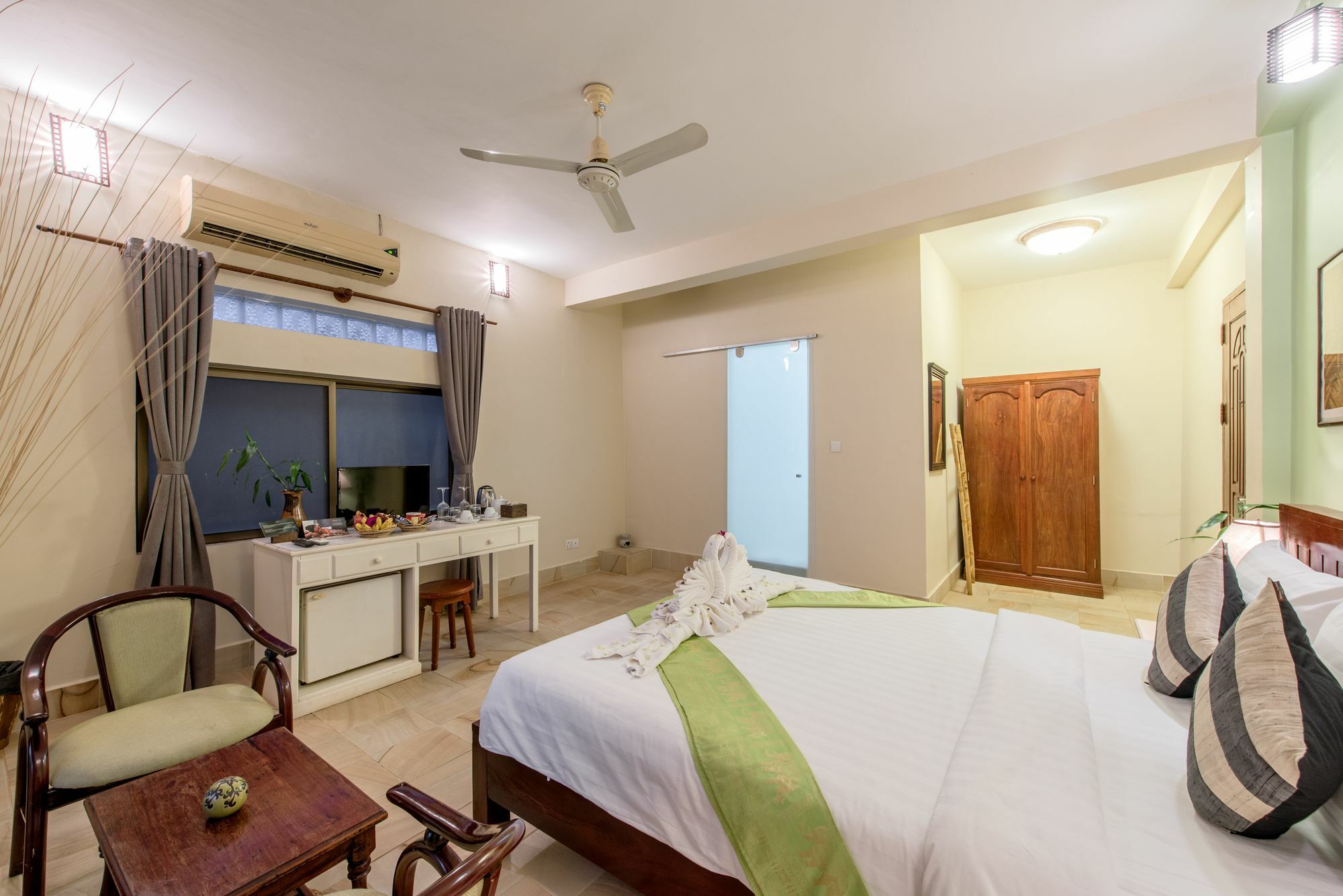 Lemongrass & Ginger Hotel Siem Reap Esterno foto